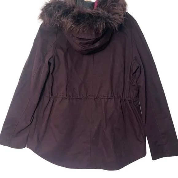 - Gianni Bini Burgundy Anorak Faux Fur Hood w/ Detachable Fur