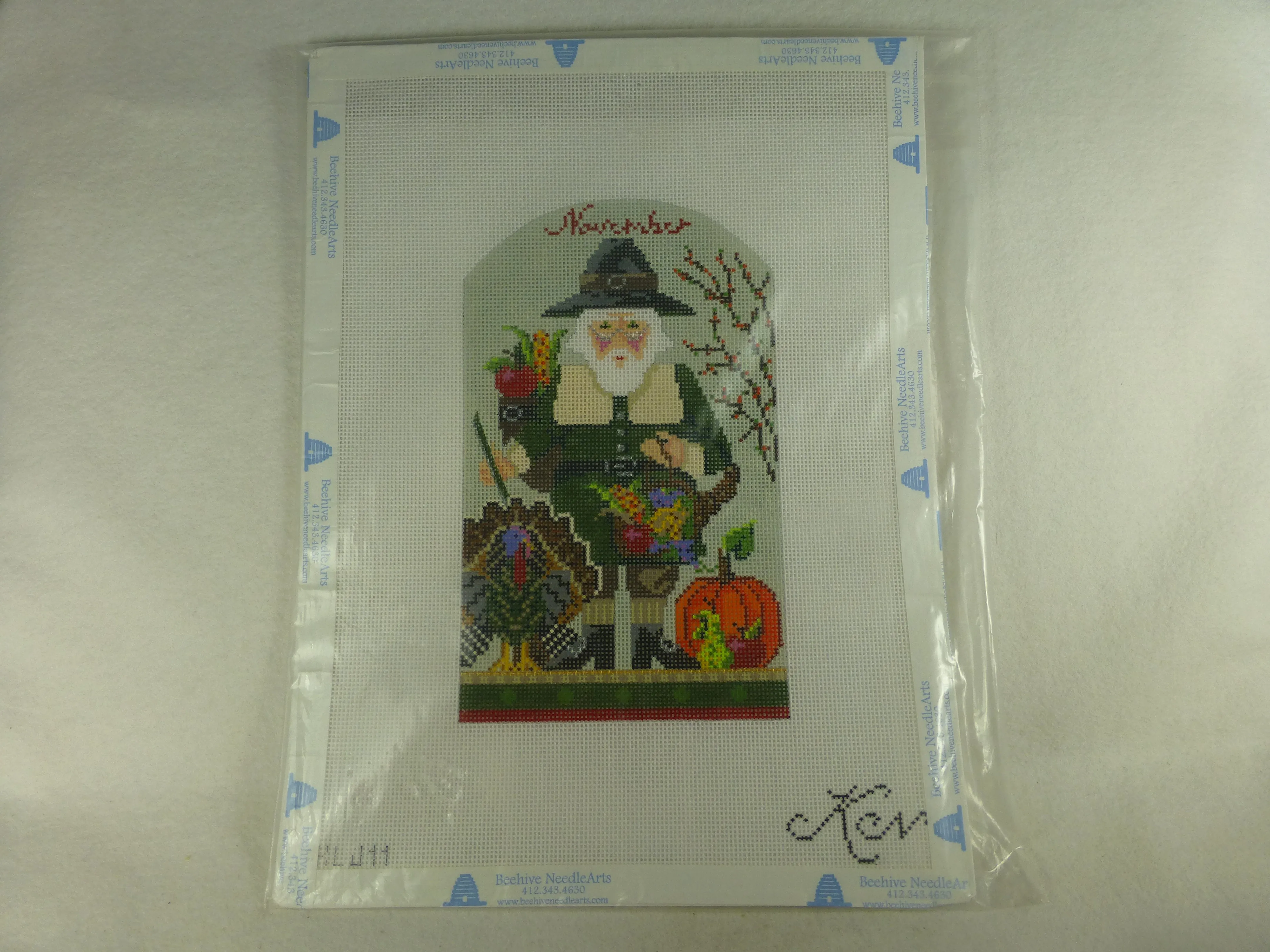 * Kelly Clark Studio Thanksgiving Santa KLJ 11