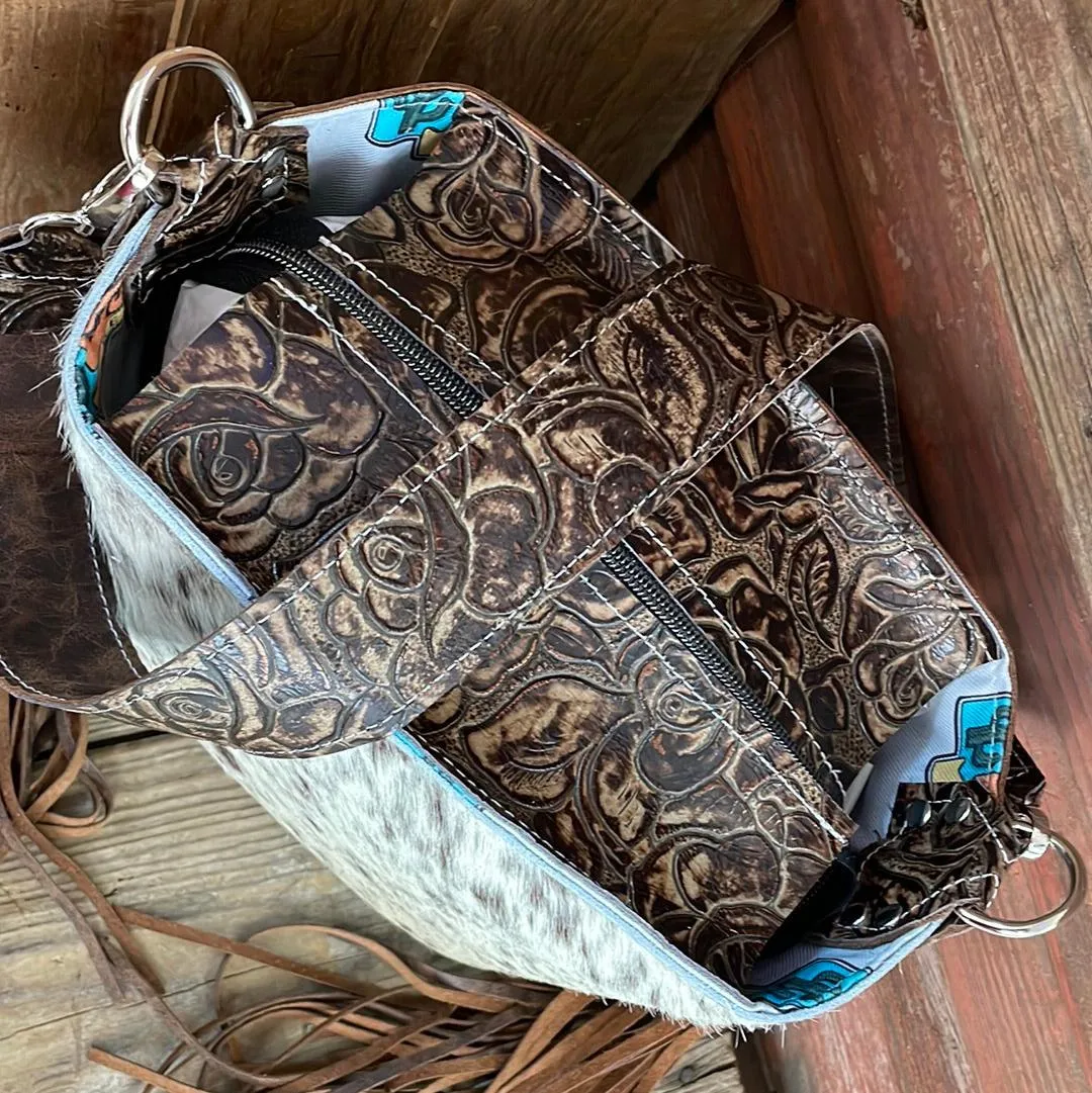 038 Gabby - Dirty Longhorn w/ Deadwood Roses