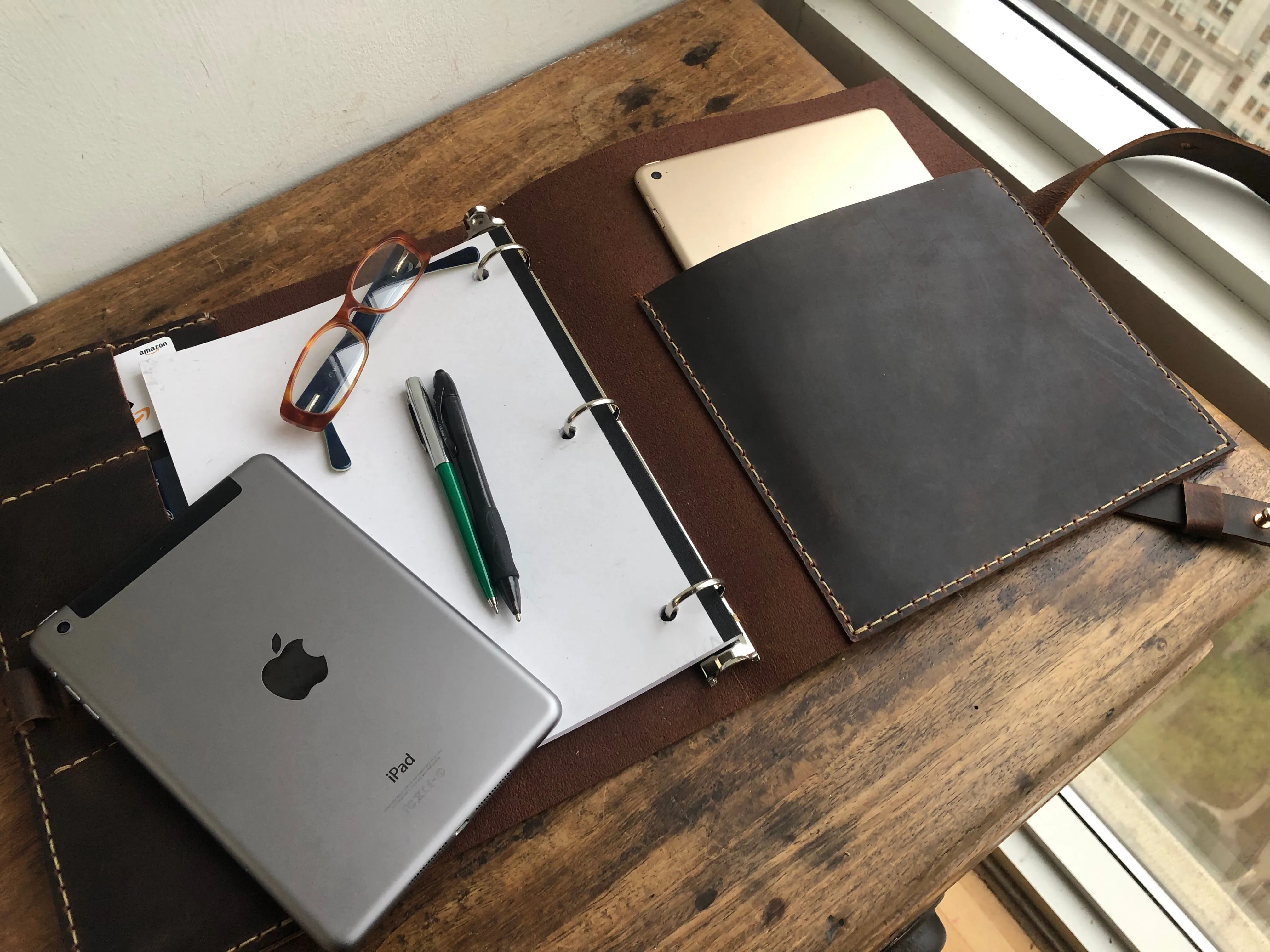 8.5 x 11 Binder Folio / Leather Binder Organizer