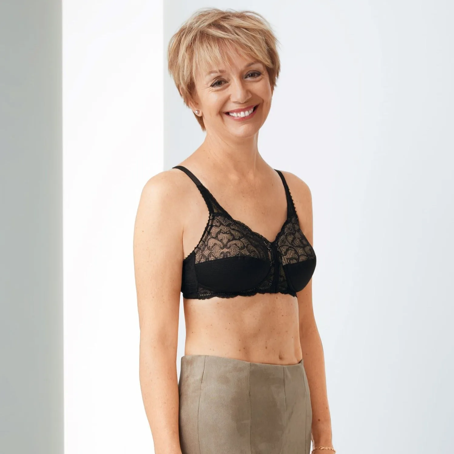 Amoena Ellen Pocketed Mastectomy Non Wired Front and Rear Opening Bra - Black Nude  44245