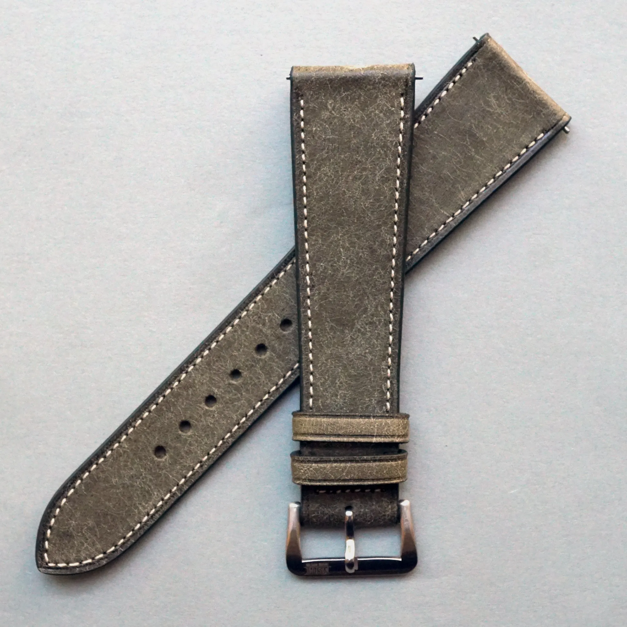 ASH GREEN DISTRESSED CALF STANDARD STRAP