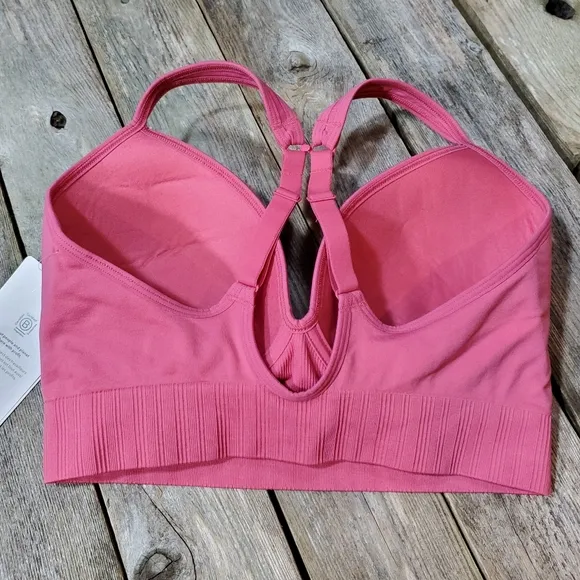 Athleta Embrace Bra Dragonfruit Pink Size XS MSRP $54 NEW