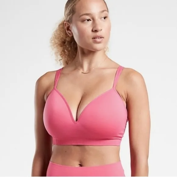 Athleta Embrace Bra Dragonfruit Pink Size XS MSRP $54 NEW