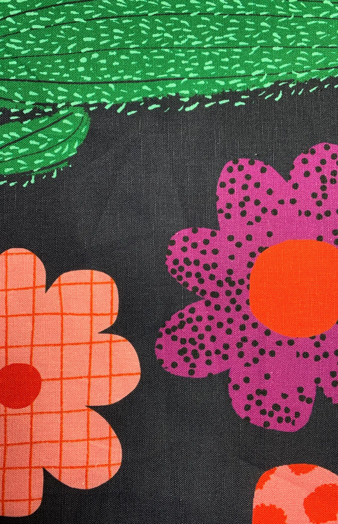 Bloom cotton linen per metre