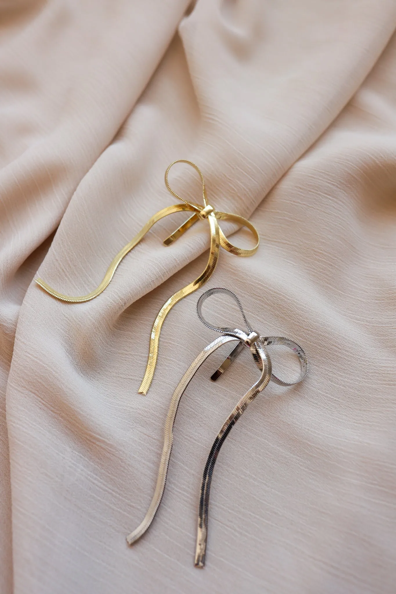 BOW PONYTAIL HAIR CUFF ( GOLD   SILVER )