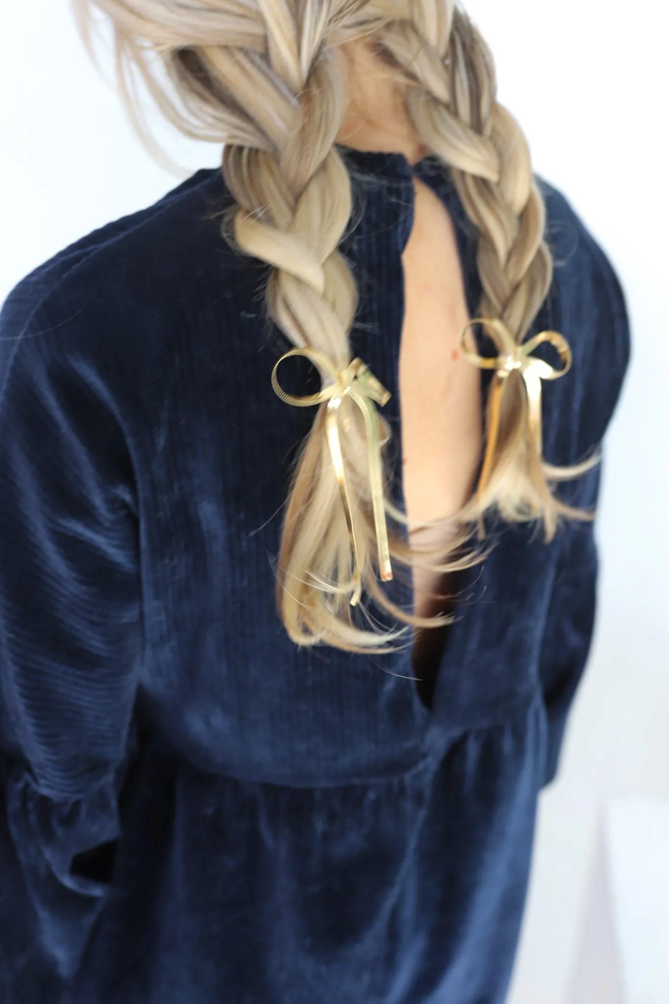 BOW PONYTAIL HAIR CUFF ( GOLD   SILVER )