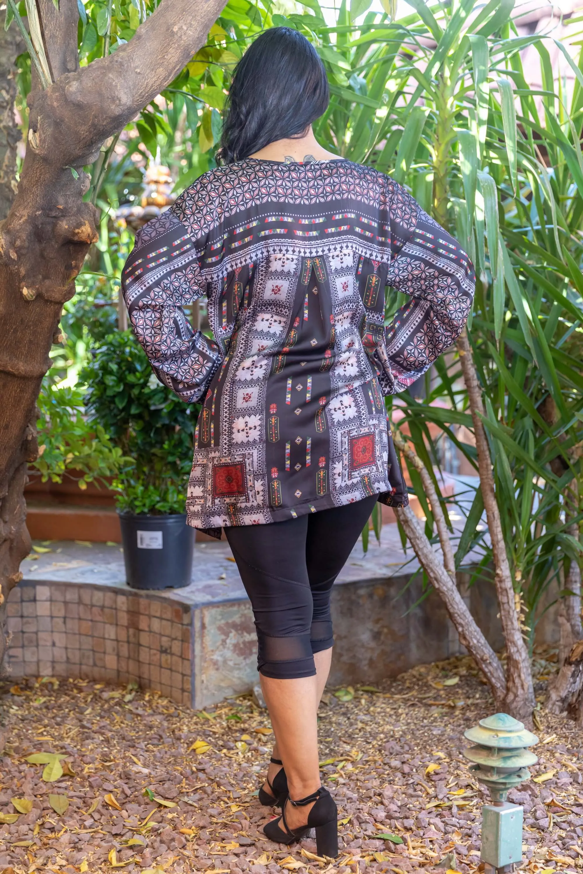 Casual Long Sleeve Silk Kurtil Dark Patterned