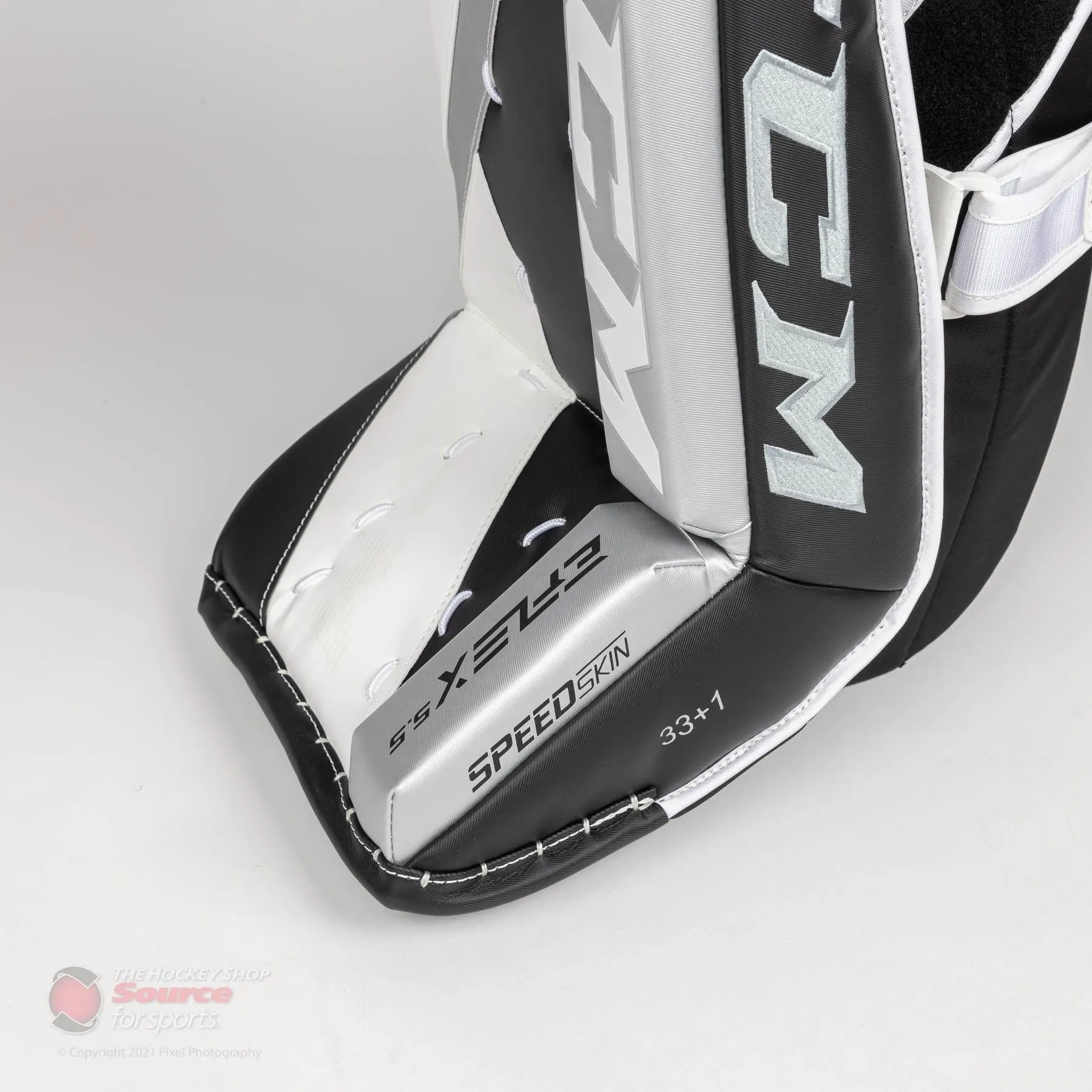 CCM Extreme Flex E5.5 Senior Goalie Leg Pads - Source Exclusive