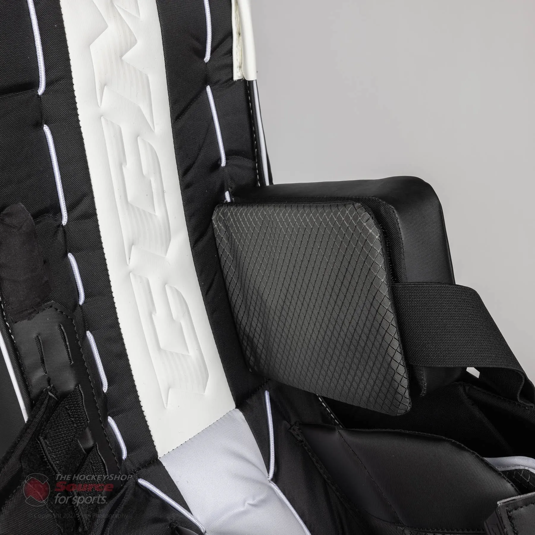CCM Extreme Flex E5.5 Senior Goalie Leg Pads - Source Exclusive