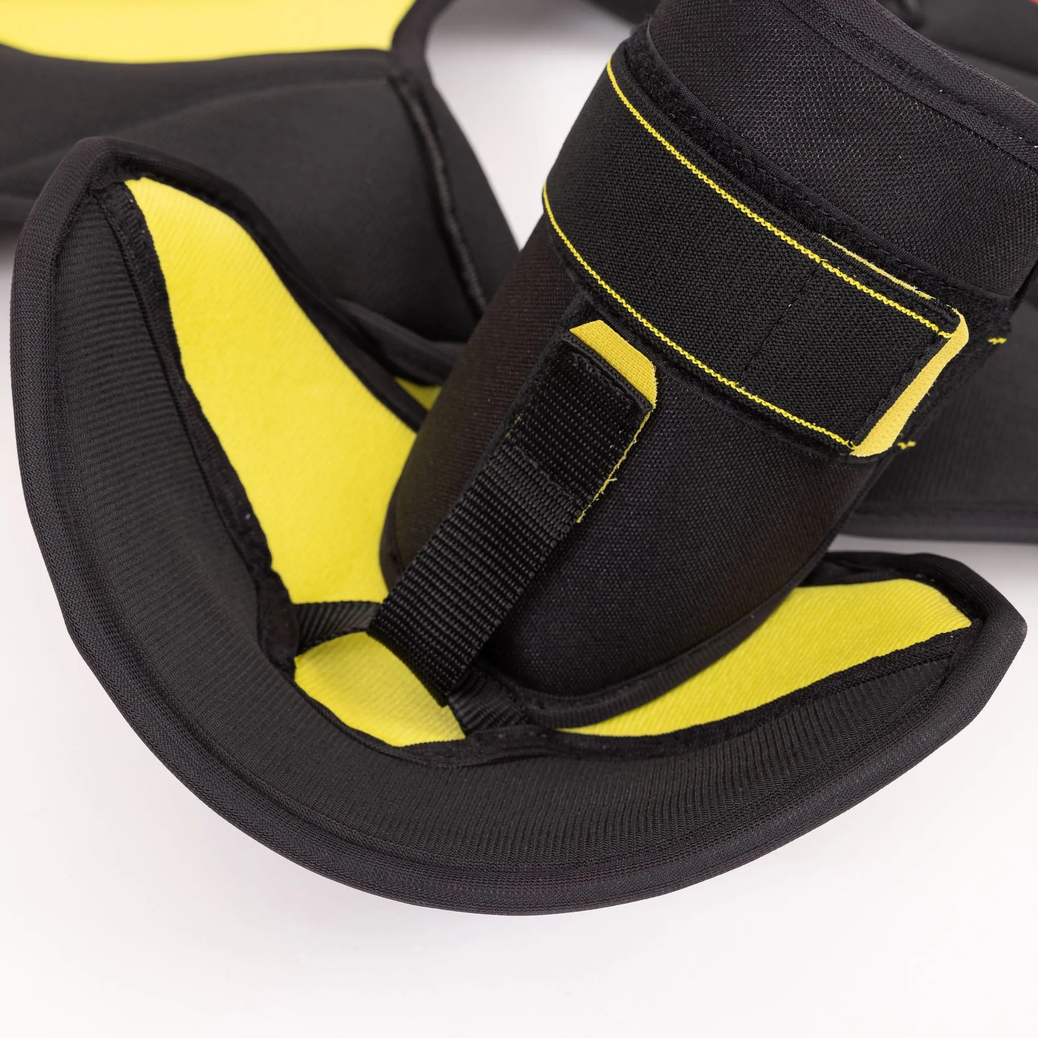 CCM Tacks Vector Junior Hockey Shoulder Pads