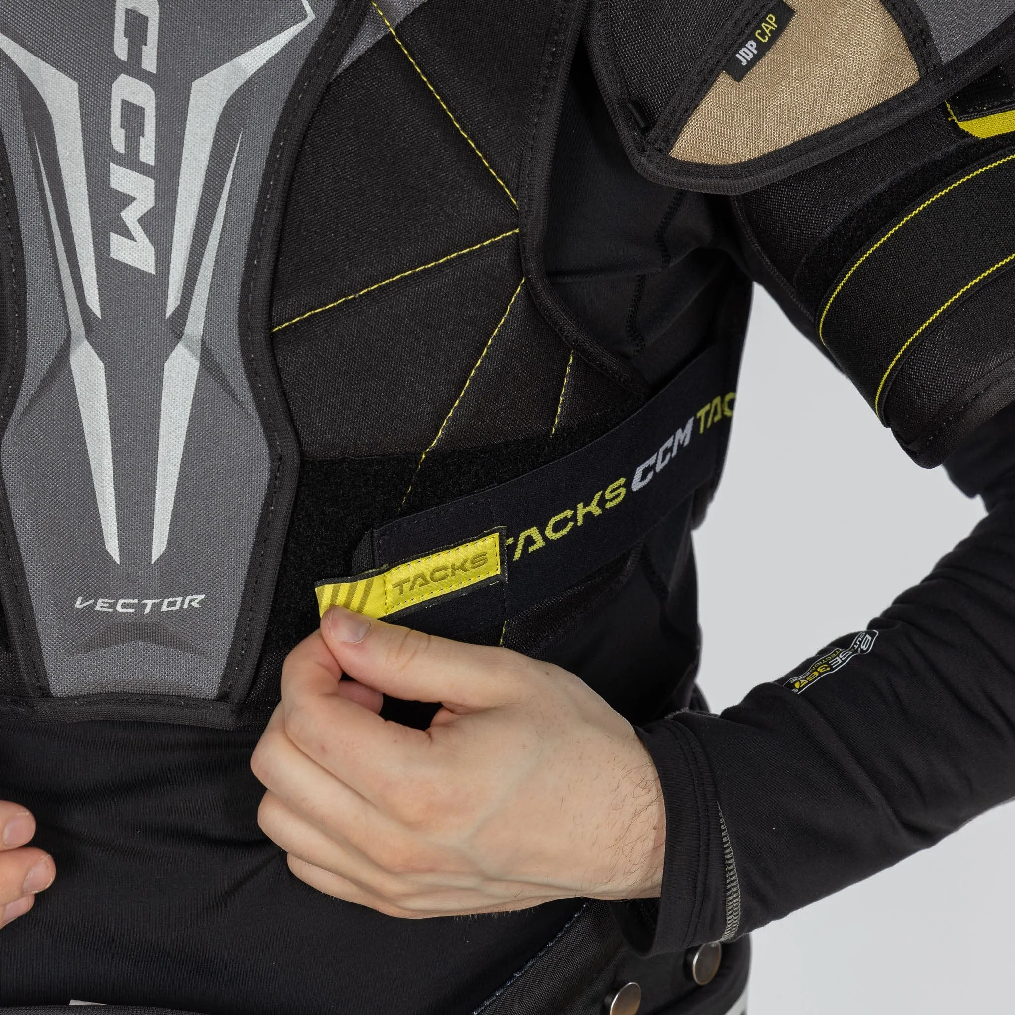 CCM Tacks Vector Junior Hockey Shoulder Pads
