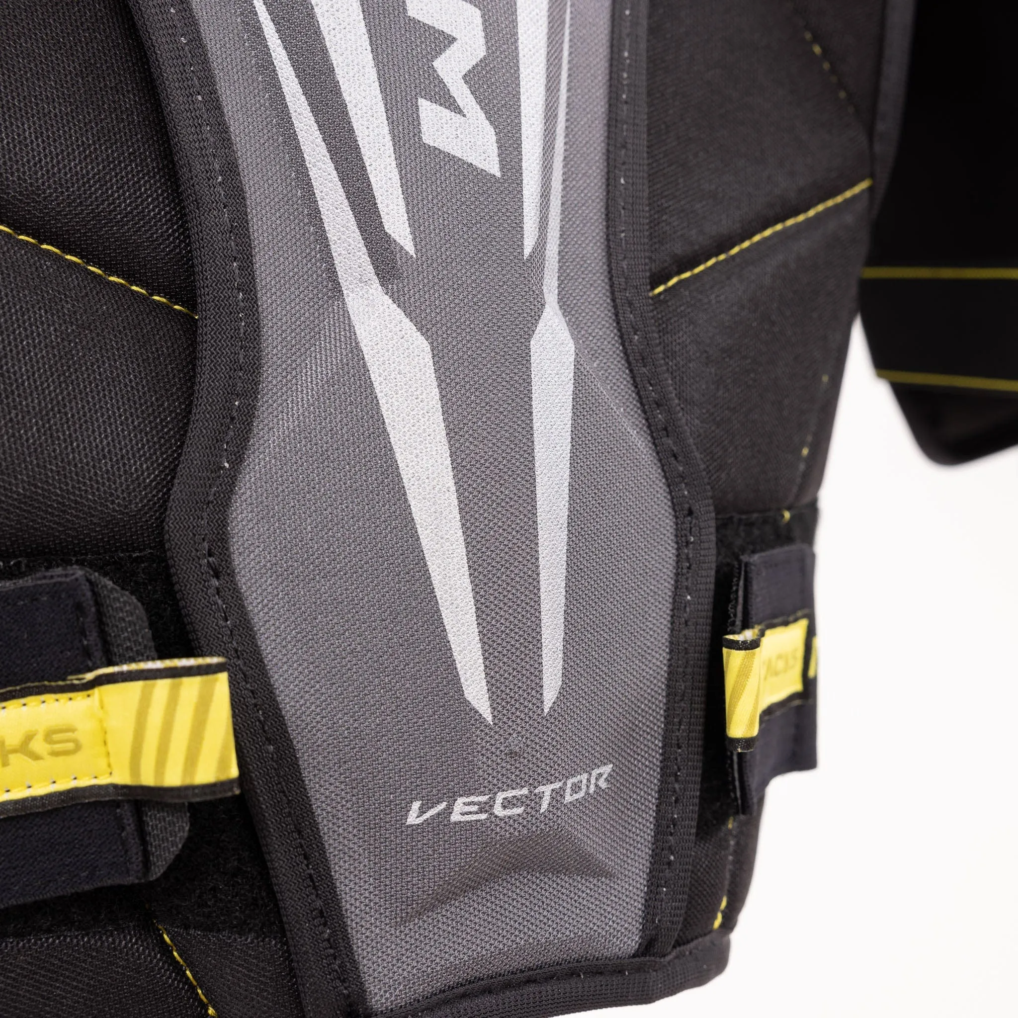 CCM Tacks Vector Junior Hockey Shoulder Pads