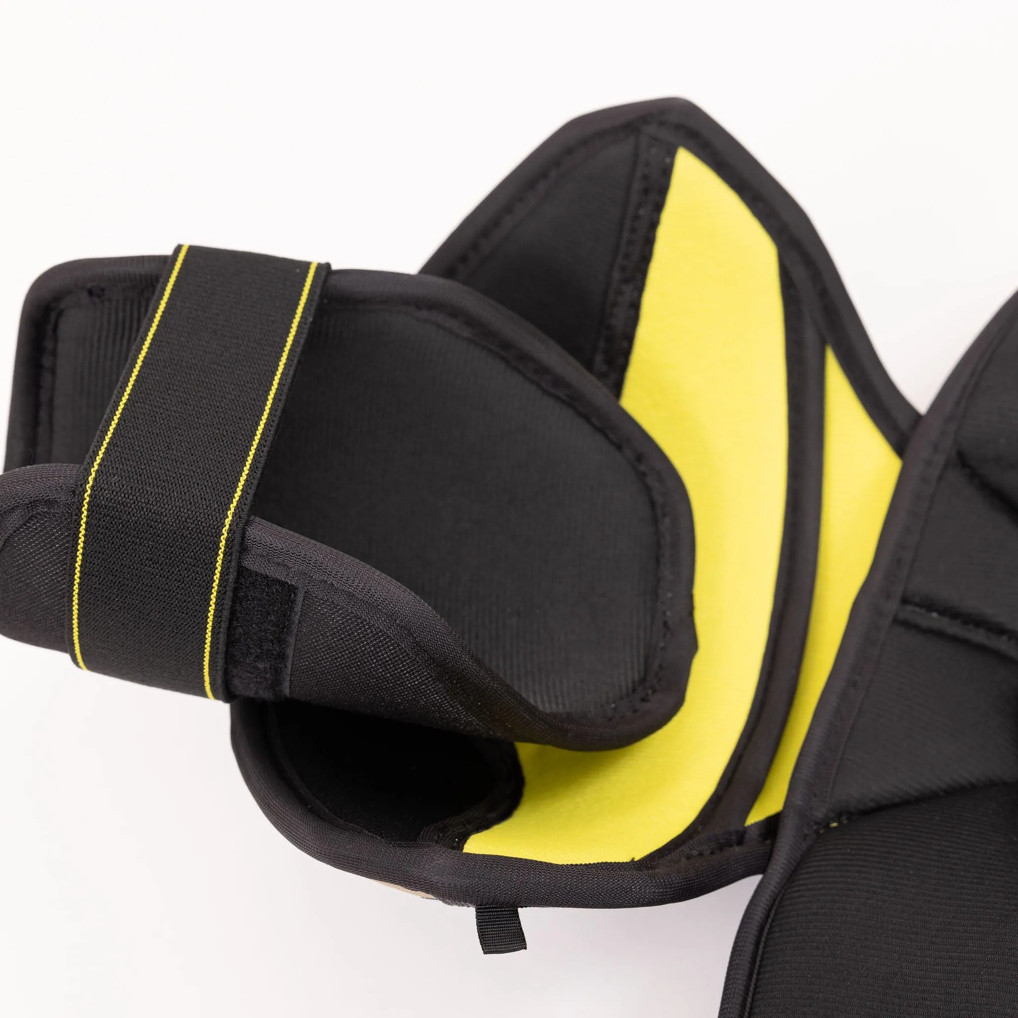 CCM Tacks Vector Junior Hockey Shoulder Pads