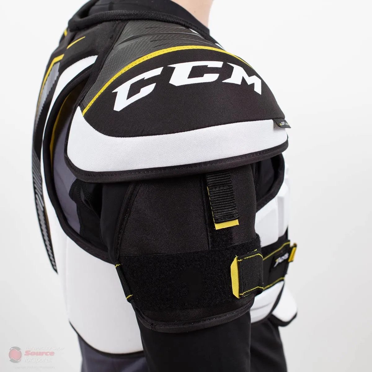 CCM Tacks Vector Plus Junior Hockey Shoulder Pads (2020)