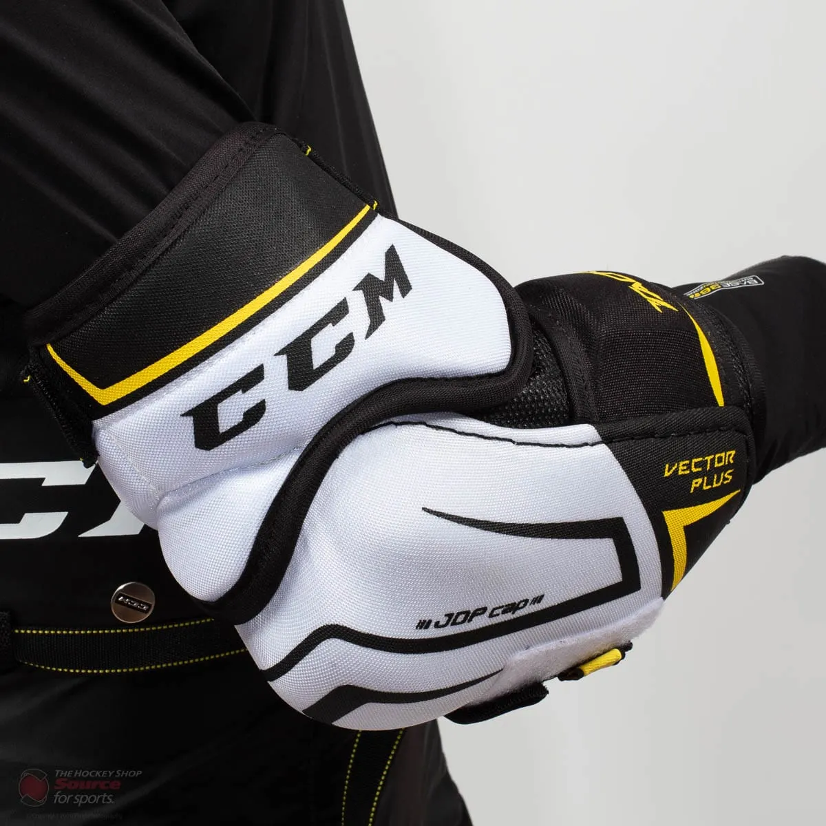 CCM Tacks Vector Plus Senior Hockey Elbow Pads (2020)