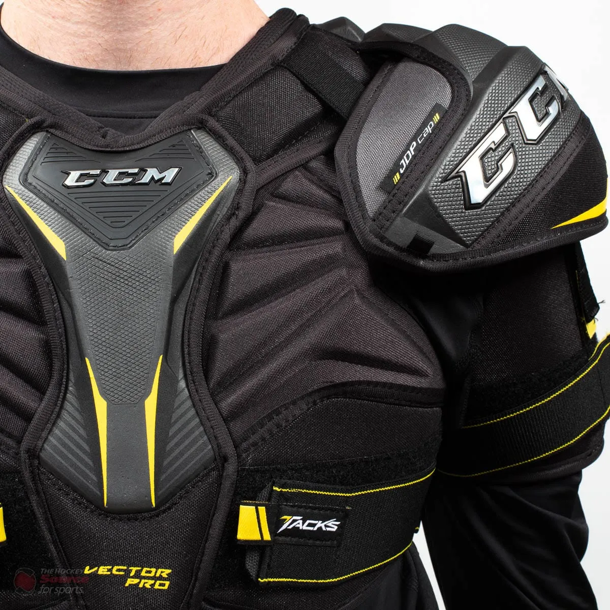 CCM Tacks Vector Pro Junior Hockey Shoulder Pads (2020)