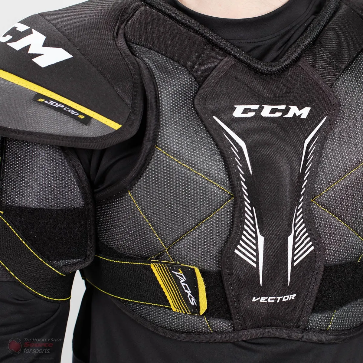 CCM Tacks Vector Senior Hockey Shoulder Pads (2020)