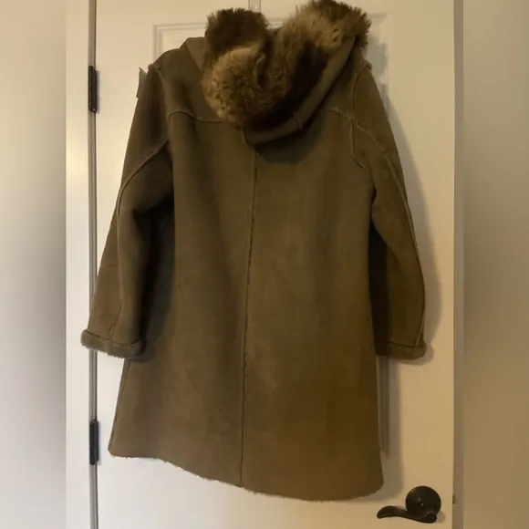 Chadwick’s Coat tan/olive green size Medium