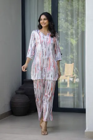 Chic Abstract Satin Stripes Pajama Set - Modern & Stylish Nightwear
