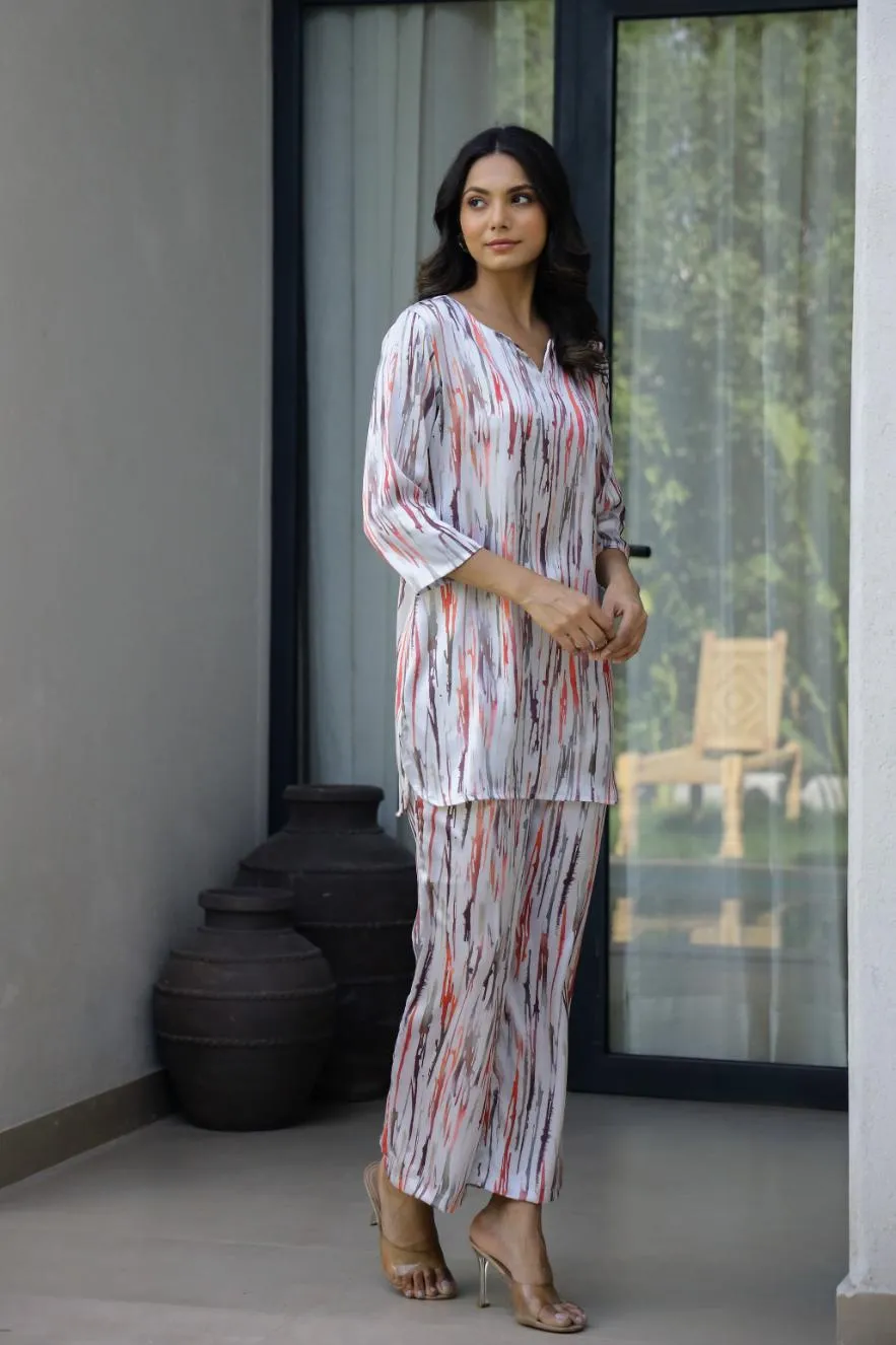 Chic Abstract Satin Stripes Pajama Set - Modern & Stylish Nightwear