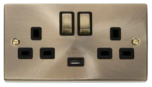Click Deco VPAB570BK Victorian 13A Ingot 2G Switched Socket   1x2.1A USB - Antique Brass (Black)