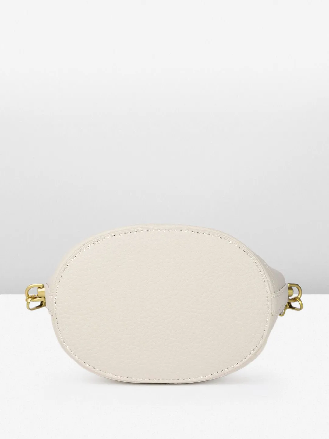 DressBerry Structured Shoulder Bag with Pouch