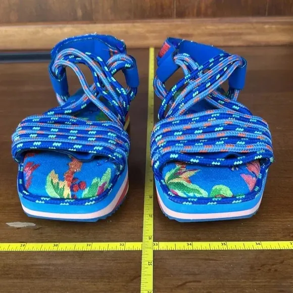 Farm Rio women platform adjustable sandal Macaw blue open toe US 6 /EU 36 EUC