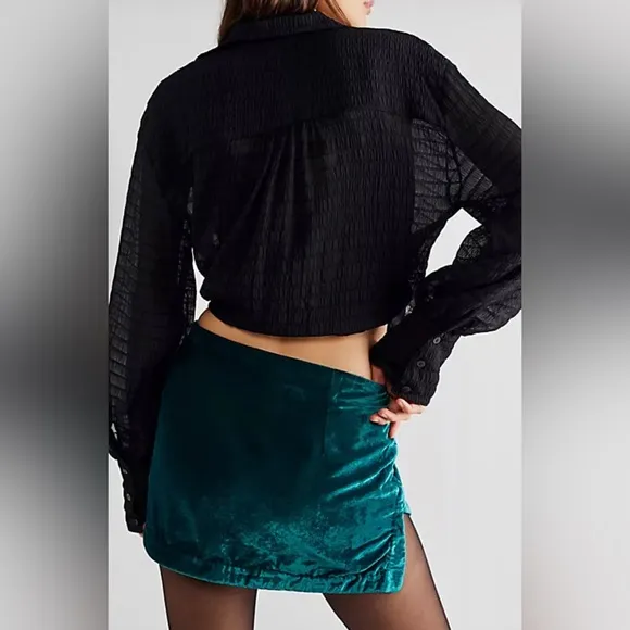 Free People Annalise Velvet Mini Skirt Size 4 NWT