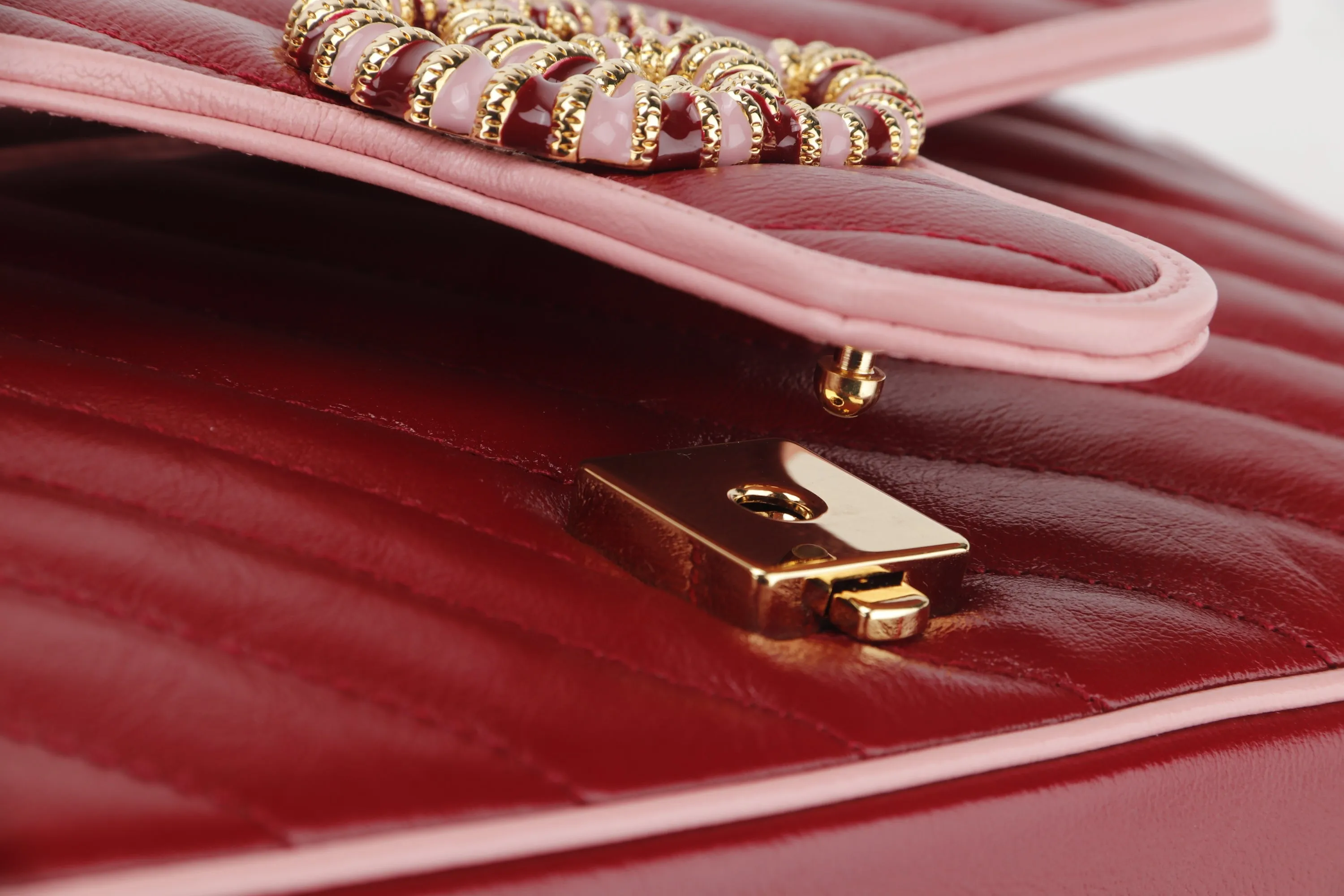 GUCCI 443497 525040 MAROON MARMONT PINK TRIM GOLD HARDWARE, WITH DUST COVER
