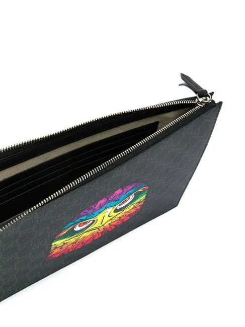 Gucci GG Supreme Eagle Pouch in Gray