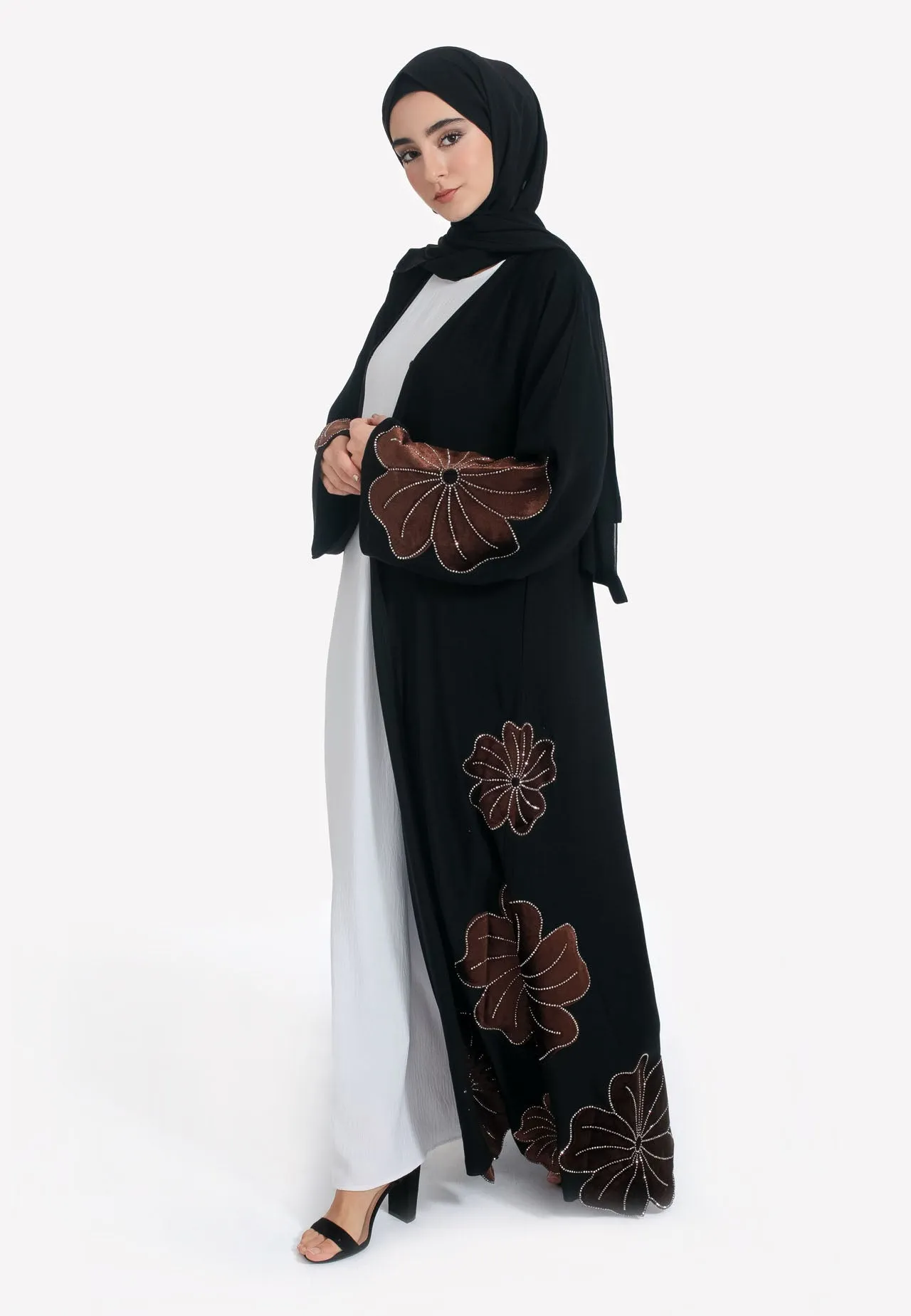 Intricate Brown Velvet Geranium Open Abaya