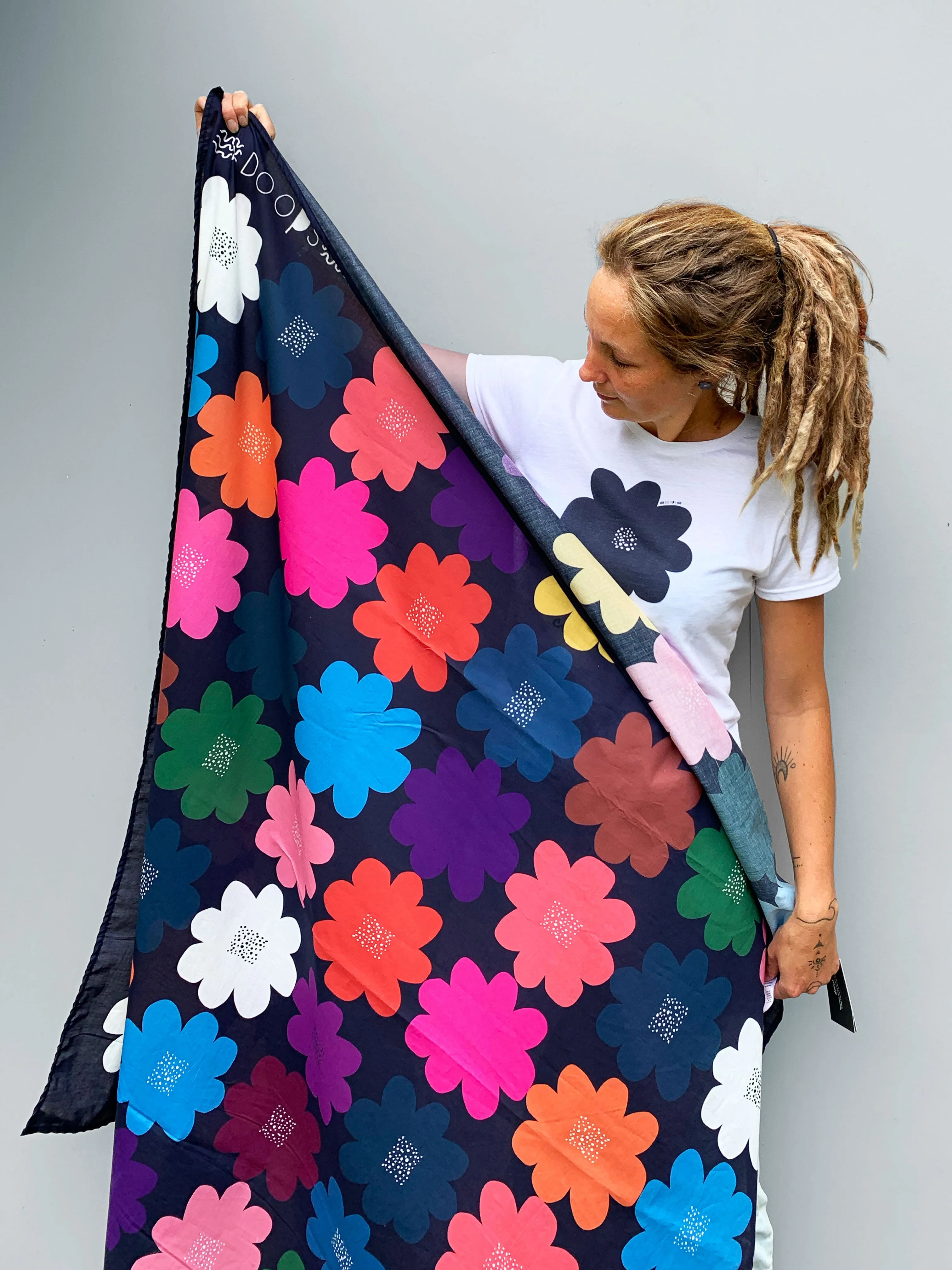 Kooki Bloom 100% cotton scarf
