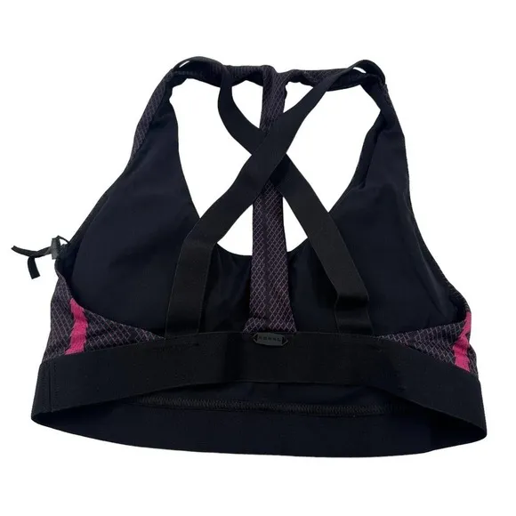 KORAL Black Skyscraper Striped criss croos back Sports Bra size M