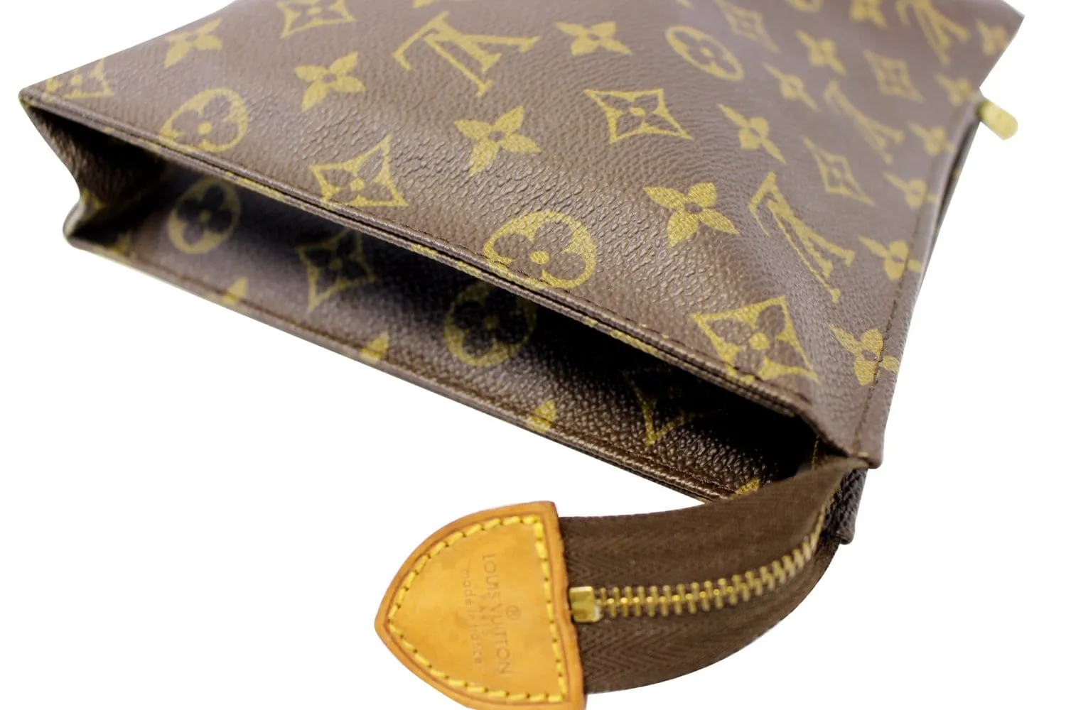LOUIS VUITTON Monogram Canvas Poche Toilette 26 Pouch