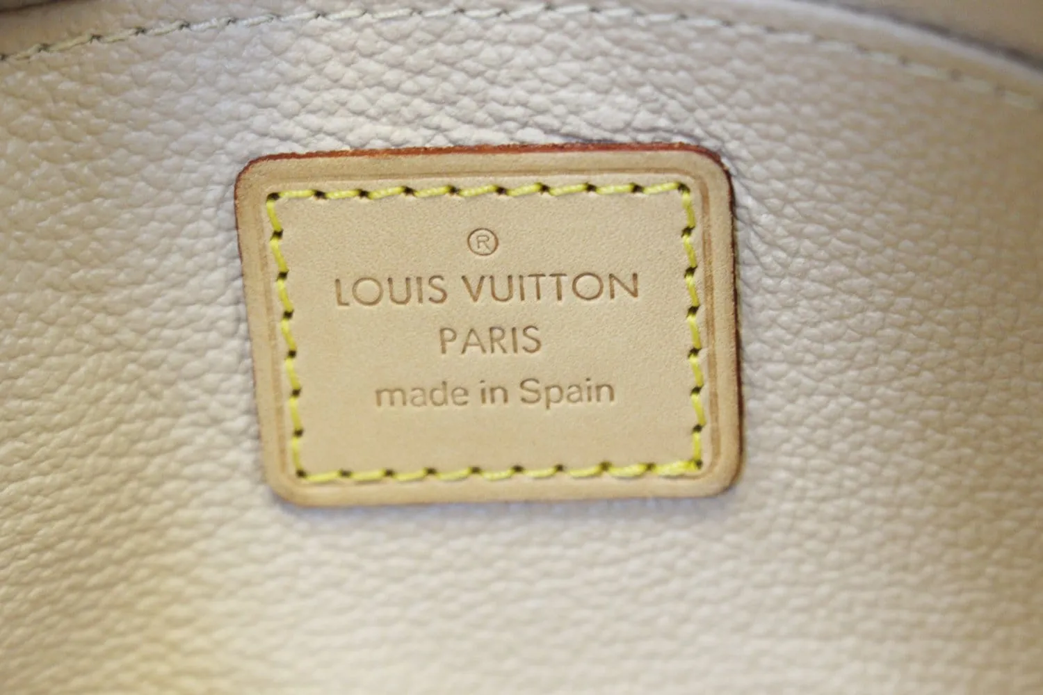 LOUIS VUITTON Monogram Canvas Pochette Cosmetic Pouch