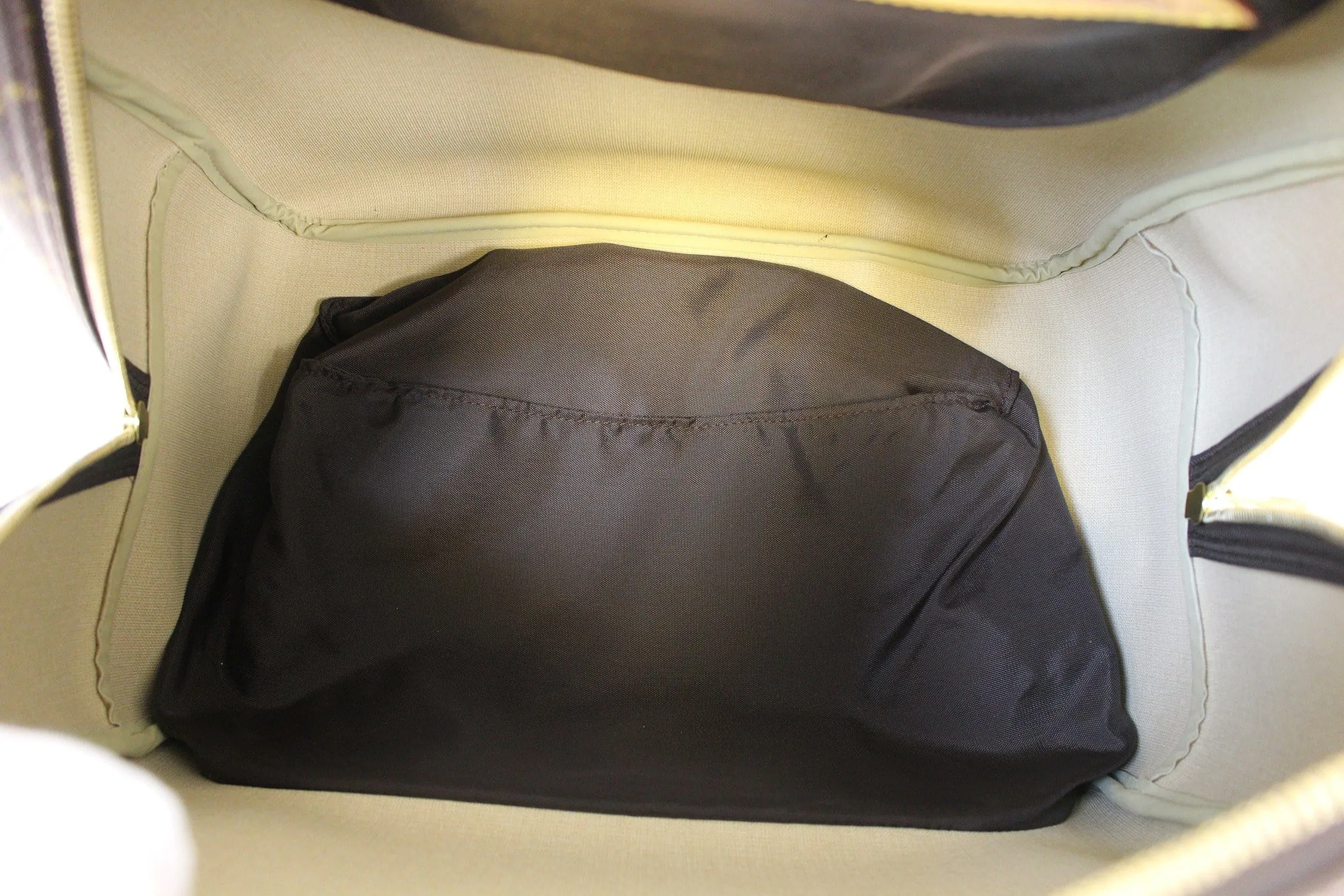 LOUIS VUITTON Monogram Evasion Brown Boston Travel Bag