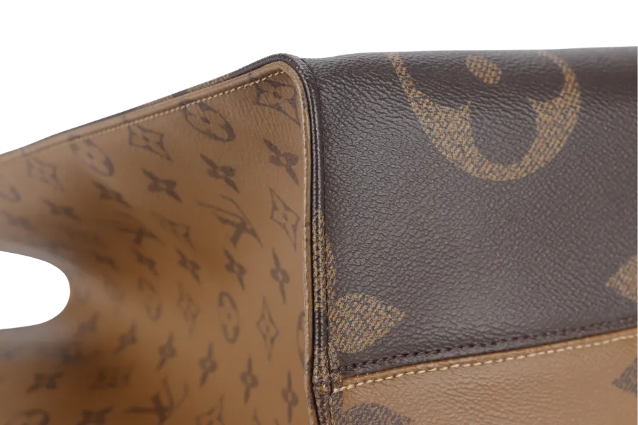 LOUIS VUITTON ONTHEGO GM (M44576) MONOGRAM GIANT CANVAS GOLD HARDWARE WITH DUST COVER AND BOX