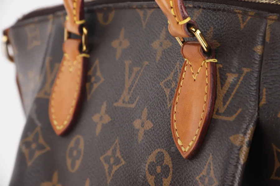LOUIS VUITTON TURENNE PM (M48814) MONOGRAM CANVAS WITH STRAP, NO DUST COVER