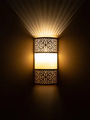 Luxurious Moroccan Wall Lamp - 100% Handmade Antique Brass Wall Sconce for Elegant Lighting