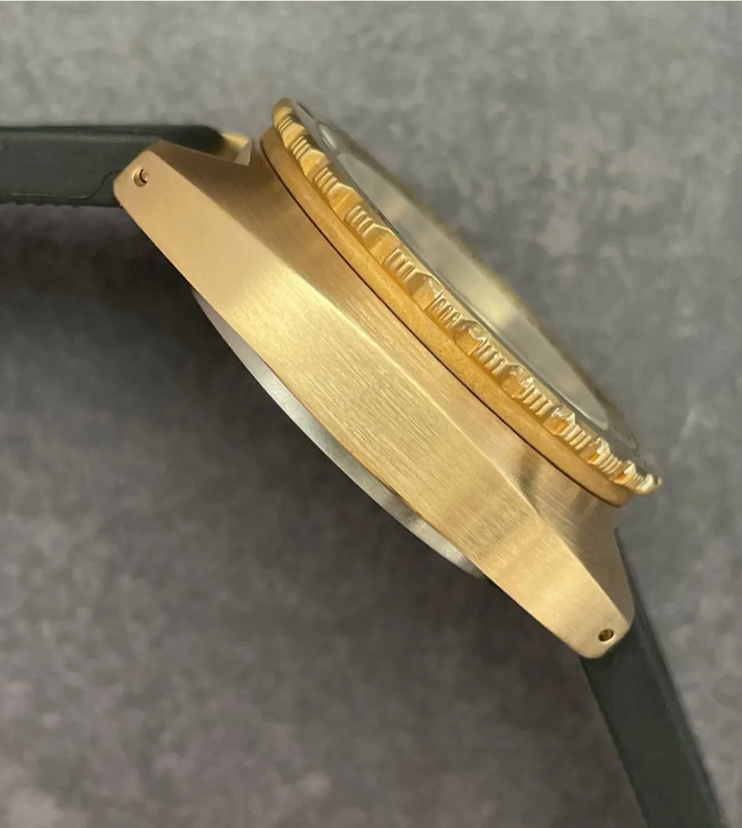Maranez Samui Brass Watch Red