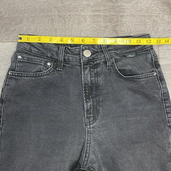 Mavi Star High Waist Mom Jean Black Wash Denim Style 101077-33944 Size 25x29