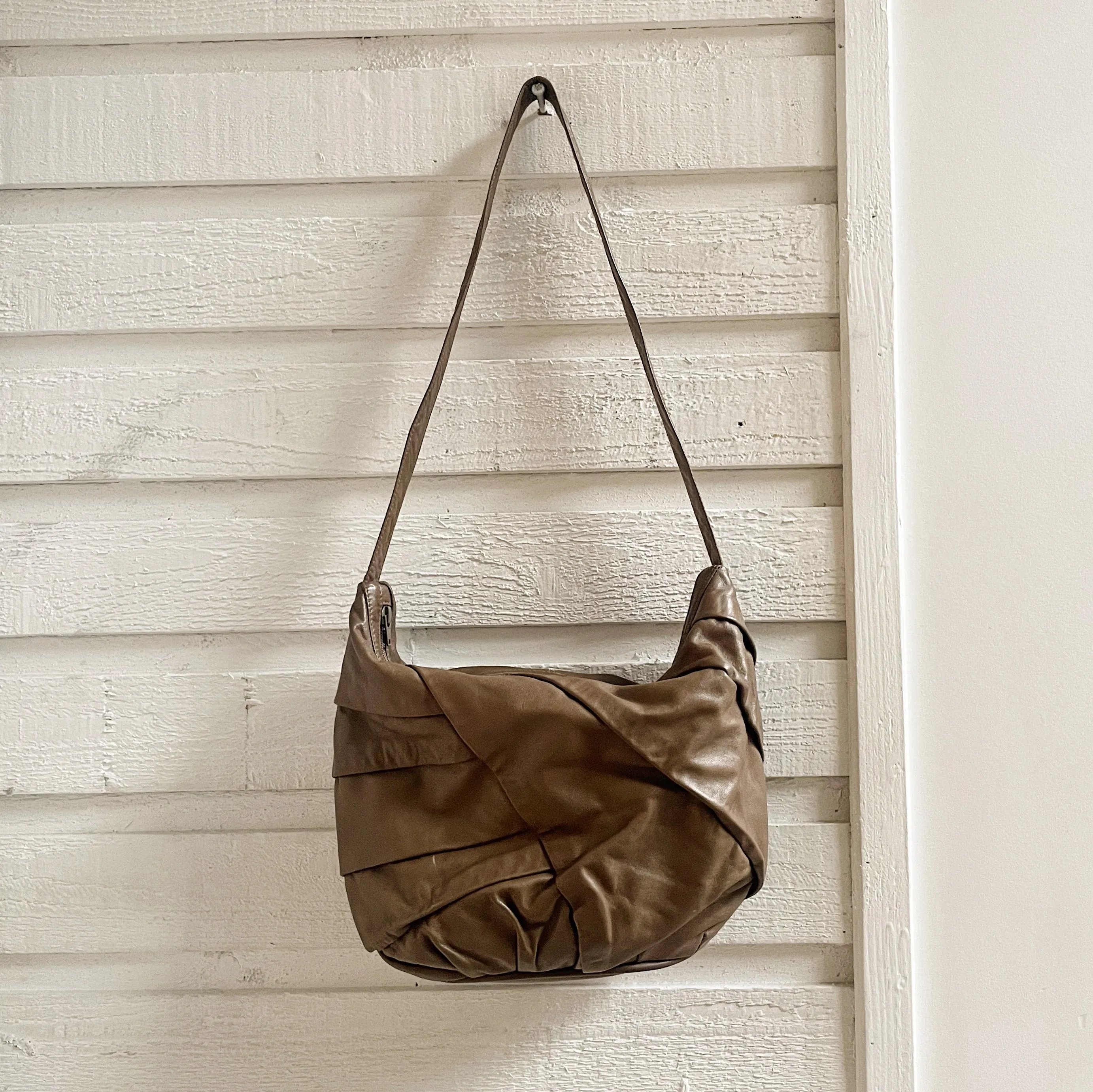 Mushroom Soft Leather Pleat Bag