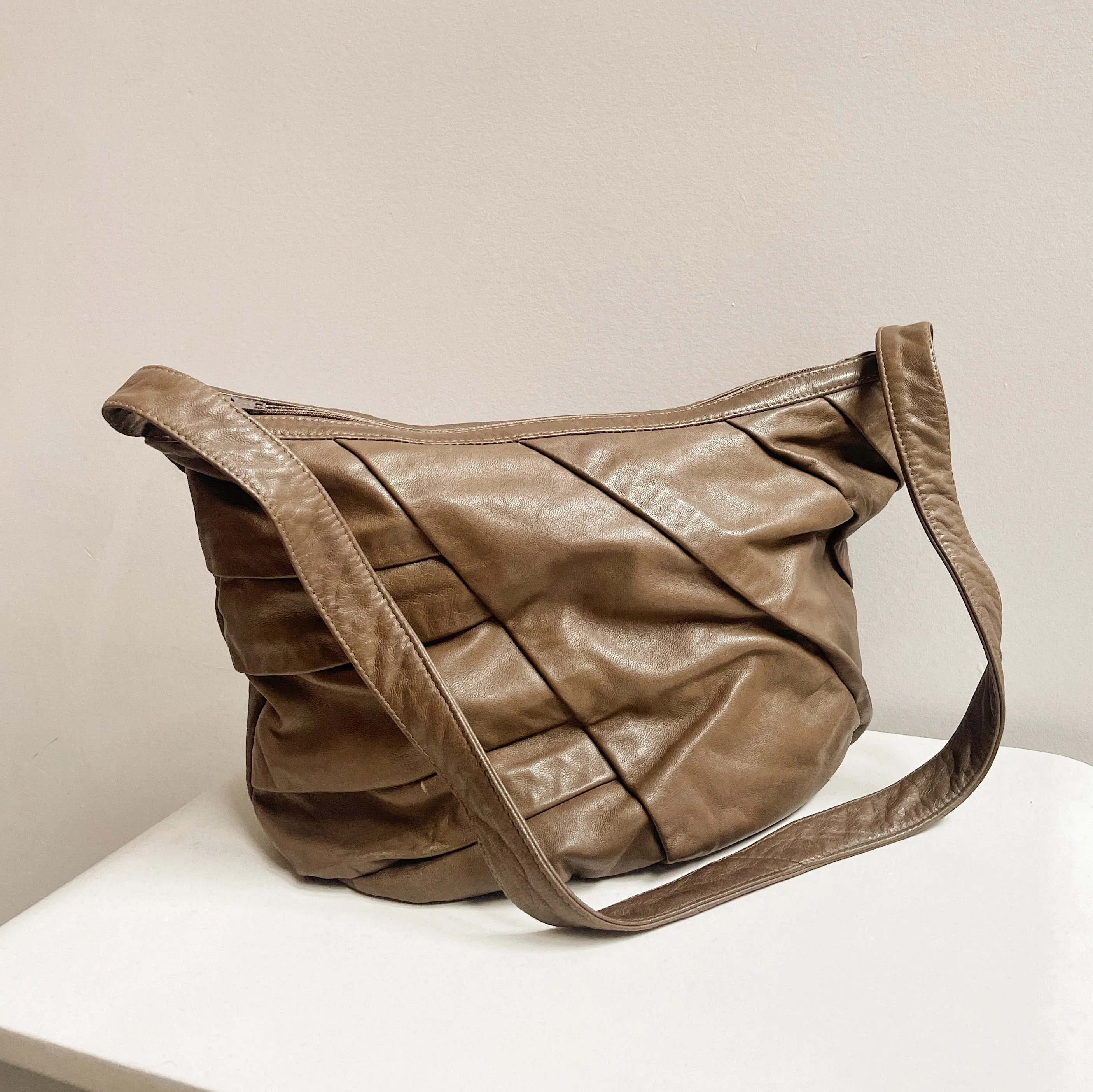 Mushroom Soft Leather Pleat Bag