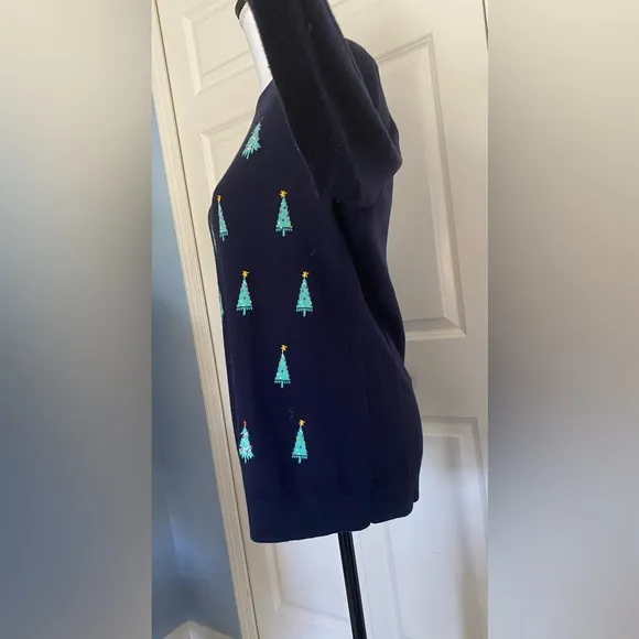 NWOT TALBOTS SUPER SOFT HOLIDAY TREE SWEATER