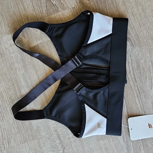 NWT Fabletics Zoe High Impact Sports Bra Size XS