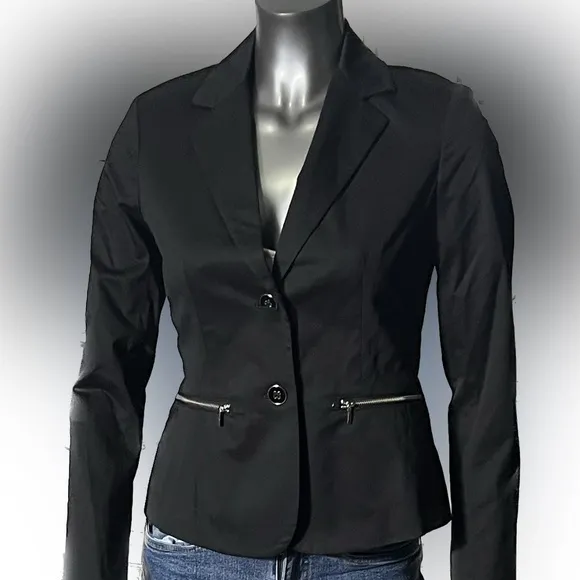 NWT New York &amp; Company Black Button Front Blazer Jacket Size 2