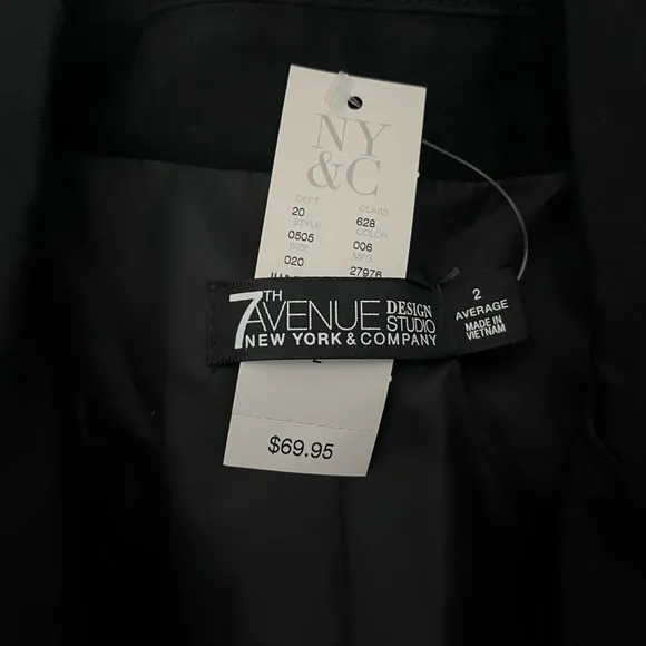 NWT New York &amp; Company Black Button Front Blazer Jacket Size 2