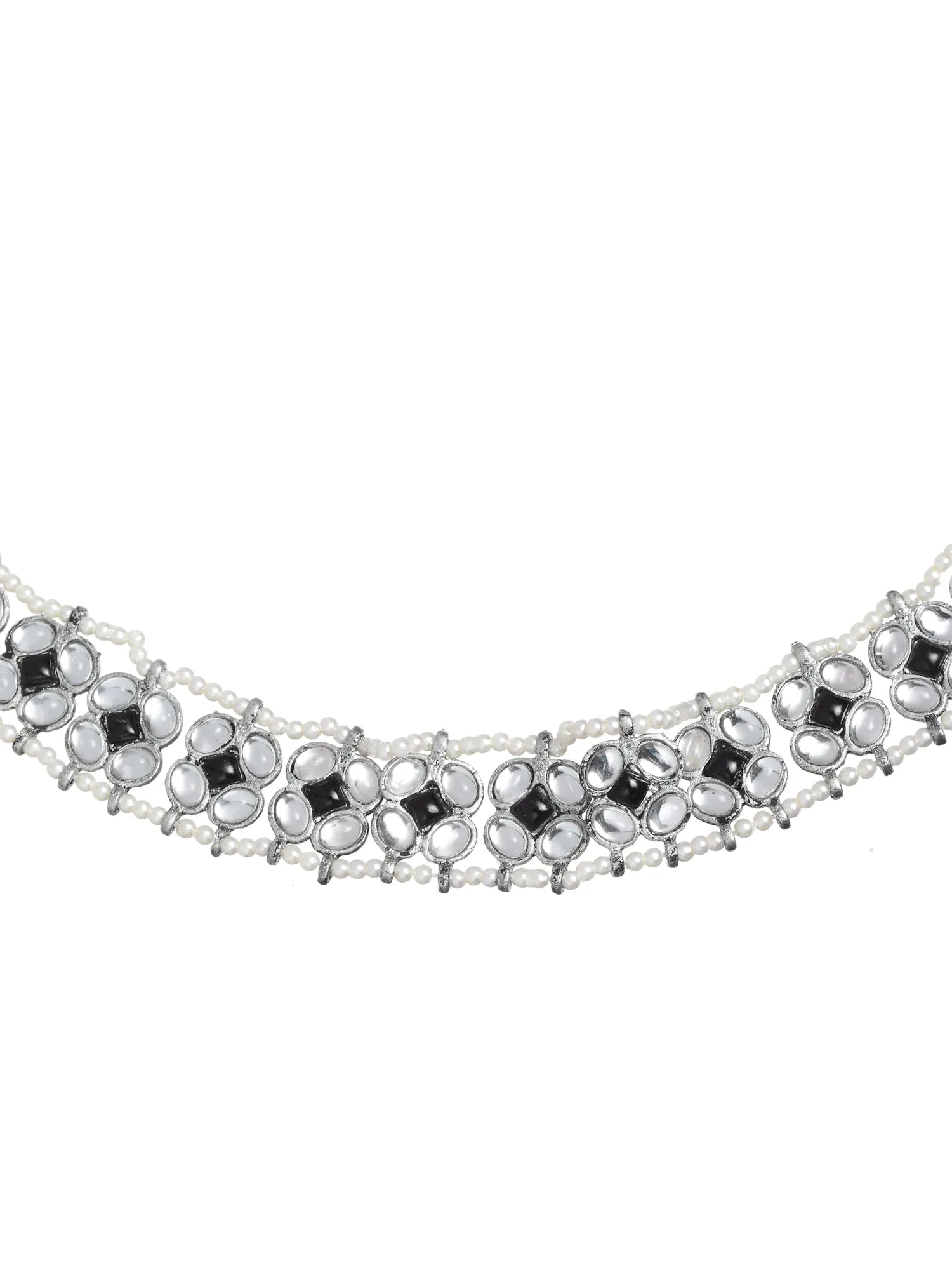 Oxidised Sliver-Toned Embellished Black Kundan Hairband