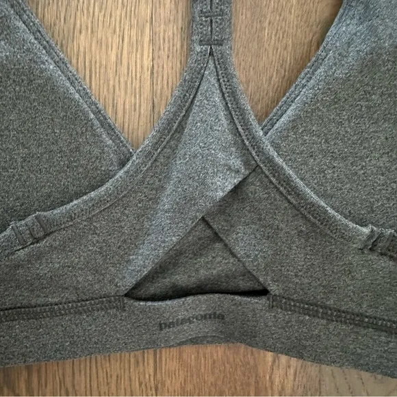 Patagonia Women's Cross Beta Sports Bra in Forge Grey Heather Charcoal Medium